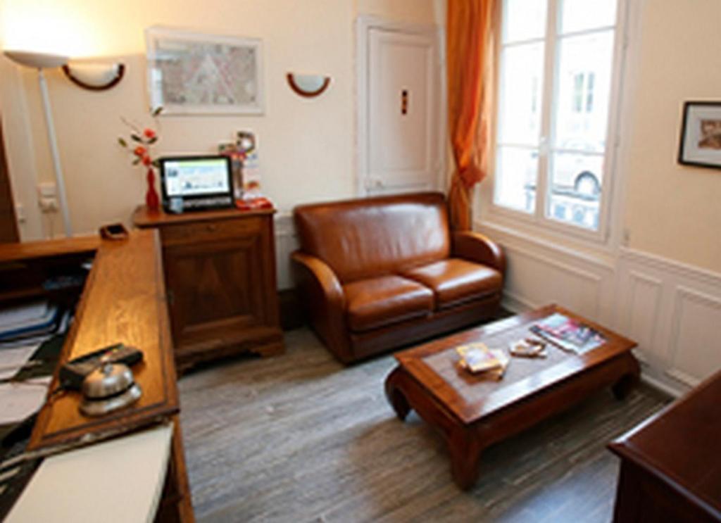 Hotel Le Home Saint Louis Versailles Exteriör bild